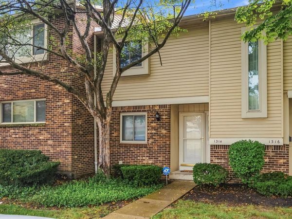 1314 Coronado Boulevard W, Unit 11-3, Reynoldsburg, OH 43068