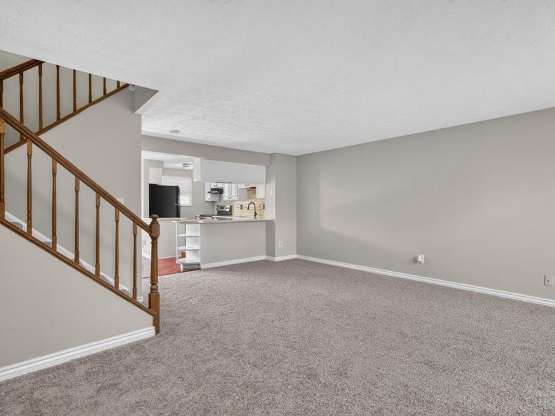 6662 Ashley Court, Mason, OH 45040 Photo 2