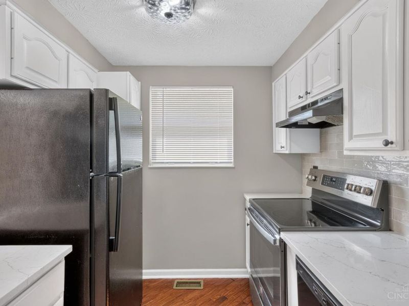 6662 Ashley Court, Mason, OH 45040 Photo 8