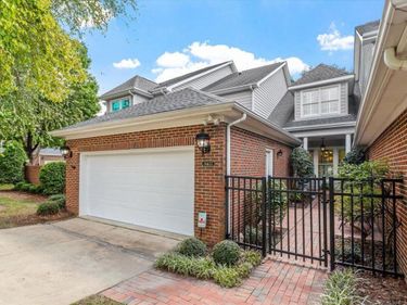3417 Sir Colleton Court, Raleigh, NC 27612