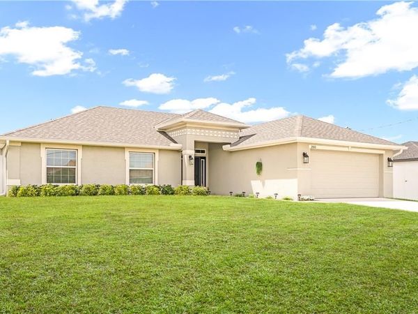 2000 NW 9th ST , CAPE CORAL, FL 33993