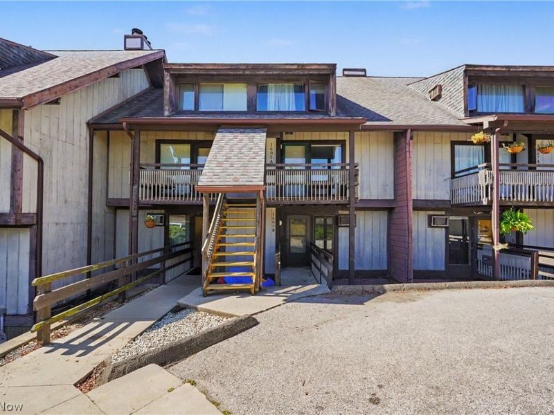 1605 Treetop Trail, Unit A, Akron, OH 44313 Photo 22