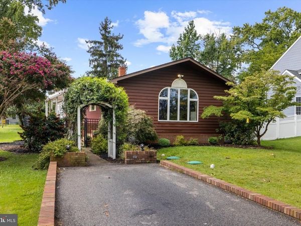 1689 TWICKENHAM ROAD, PASADENA, MD 21122