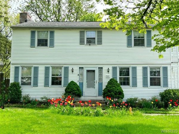 51 Sudbury Lane , Buffalo, NY 14221
