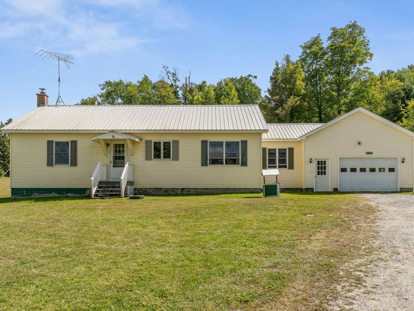 76 Paradee Road, Fairfield, VT 05455