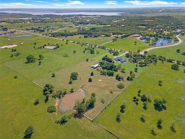 2600 New Hope Road, Cross Roads, TX 76227