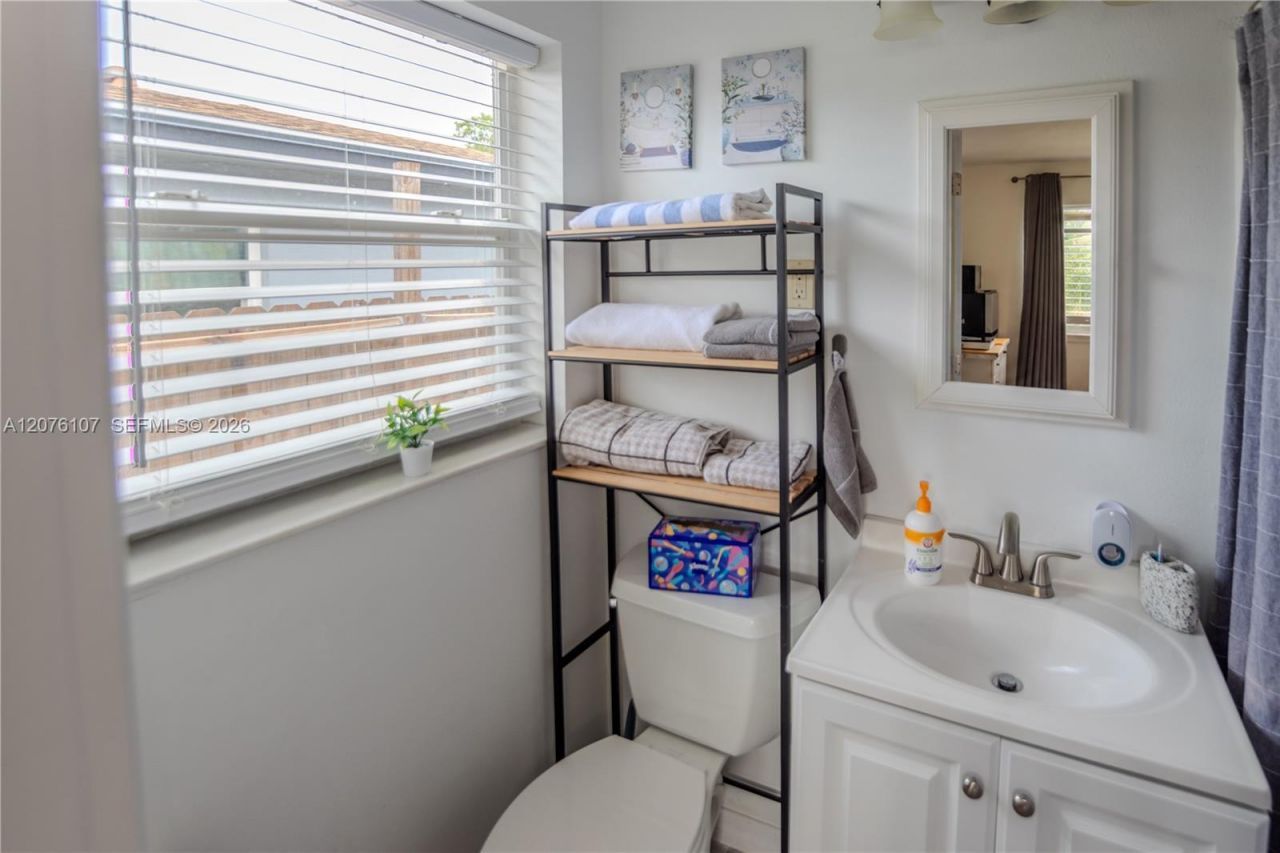 2530 Rodman, Hollywood, FL 33020 Photo