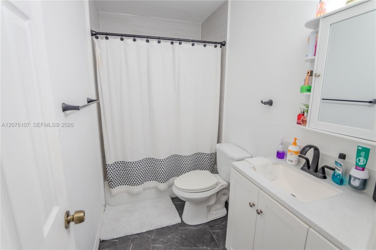 2530 Rodman, Hollywood, FL 33020 Photo