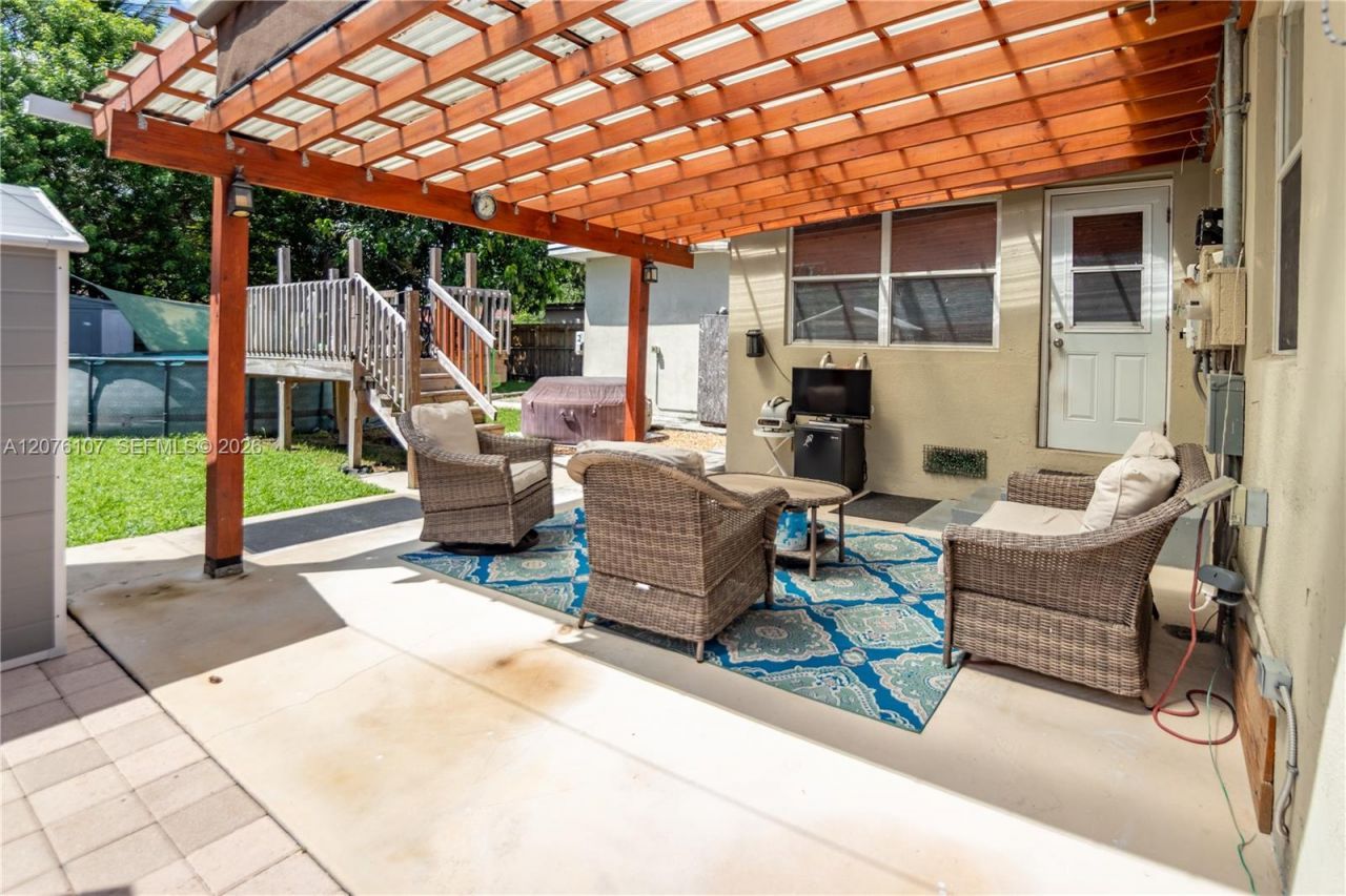 2530 Rodman, Hollywood, FL 33020 Photo