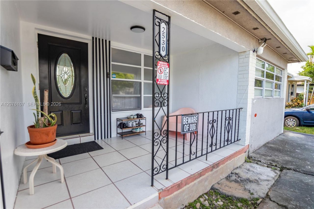 2530 Rodman, Hollywood, FL 33020 Photo
