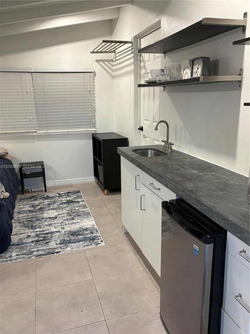 8010 SW 99th Ave, Unit n/a, Miami, FL 33173 Photo