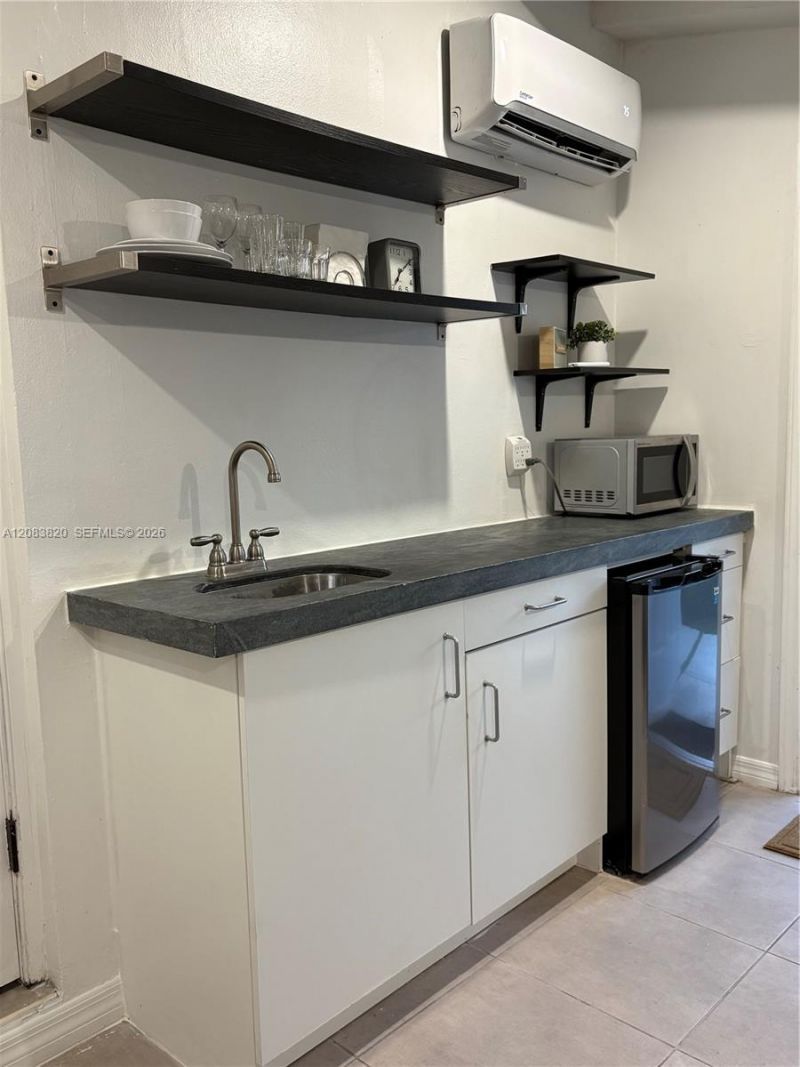 8010 SW 99th Ave, Unit n/a, Miami, FL 33173 Photo