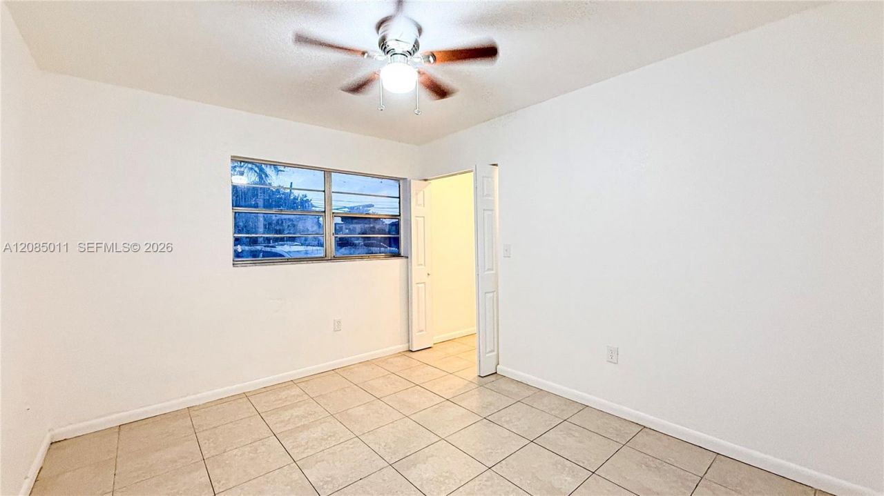 5100 SW 41st St, Unit 115, Pembroke Park, FL 33023 Photo
