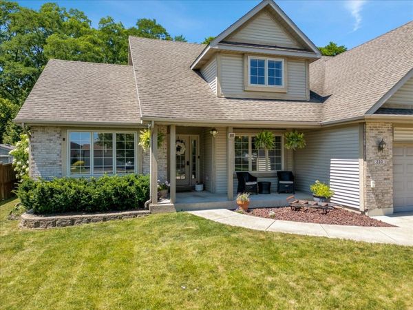 230 English Lane , Winthrop Harbor, IL 60096