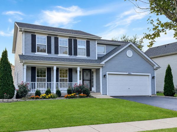 2811 Skylane Drive, Naperville, IL 60564