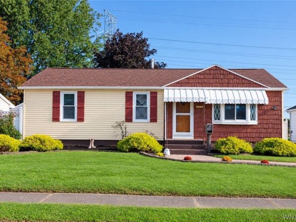 4270 Salem Drive , Buffalo, NY 14219