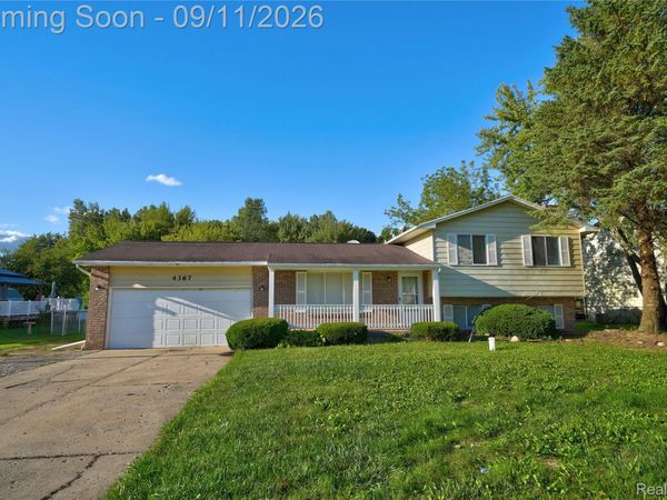 4367 Chicory Lane , Burton, Mi 48519