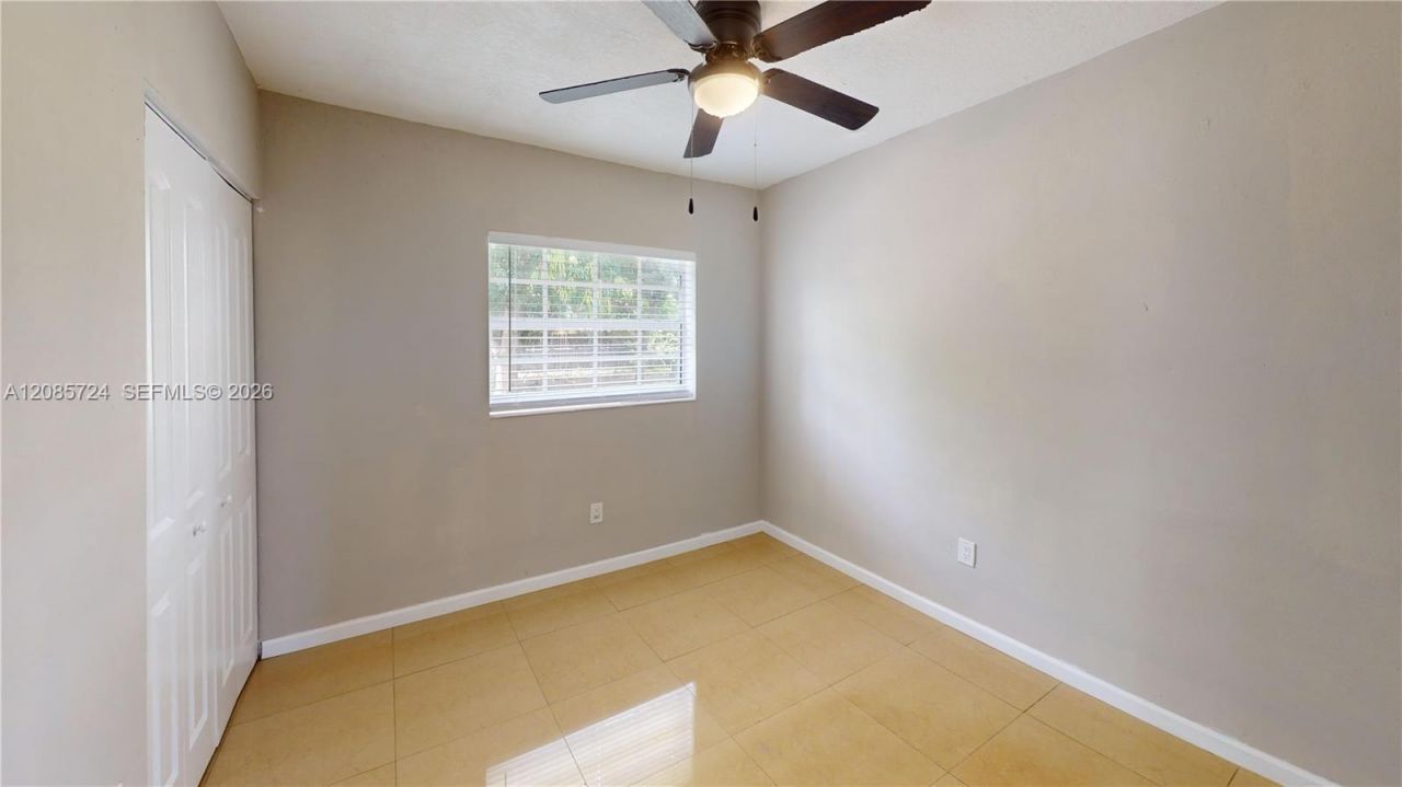 3354 NW 181st St, Miami Gardens, FL 33056 Photo