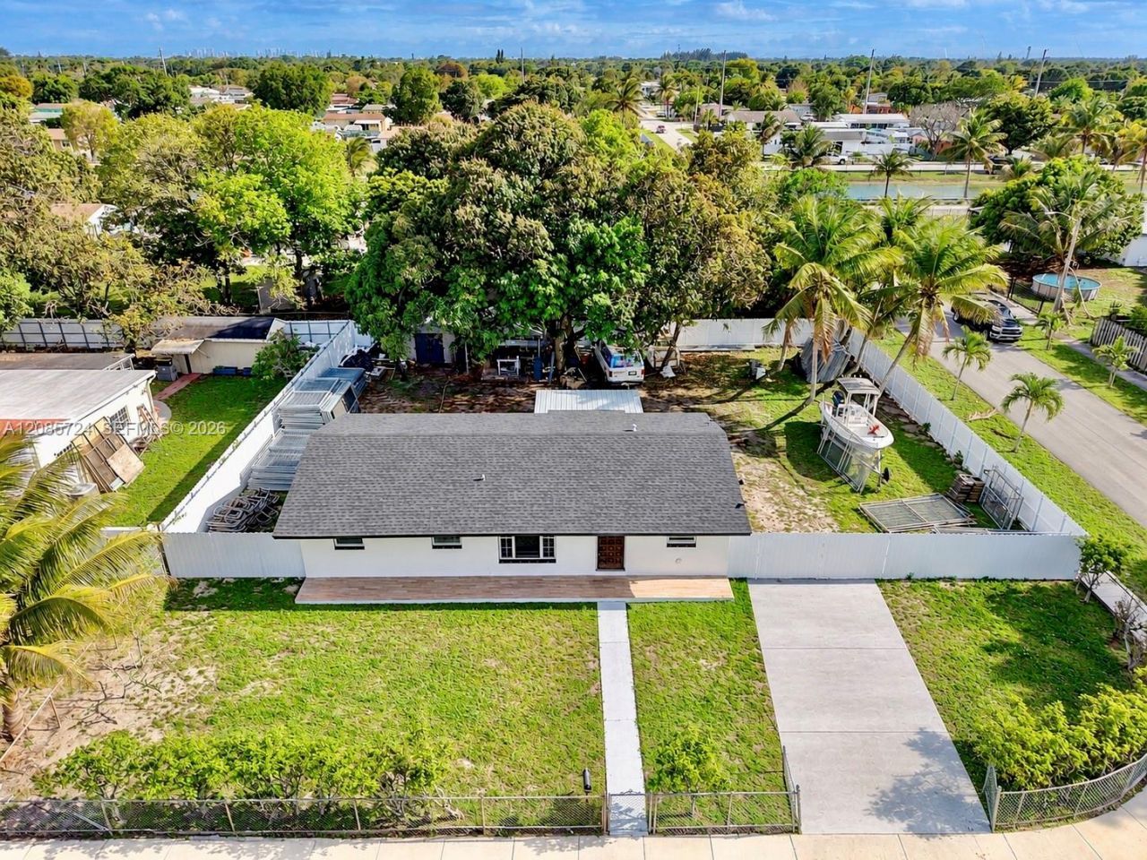 3354 NW 181st St, Miami Gardens, FL 33056 Photo