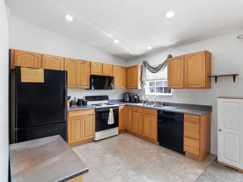 1323 Cross Creek Drive, Goshen Township, OH 45140 Photo 11