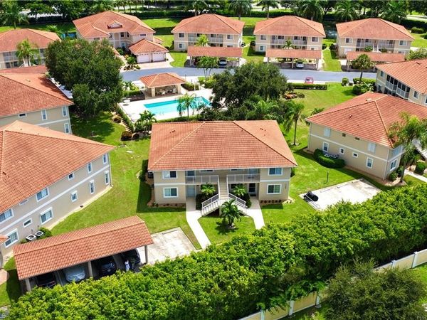 1766 Reuven CIR, Unit 3, NAPLES, FL 34112