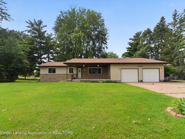 12916 Rambler Road, DeWitt, MI 48820