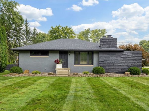 3781 Summit Road , Ravenna, OH 44266