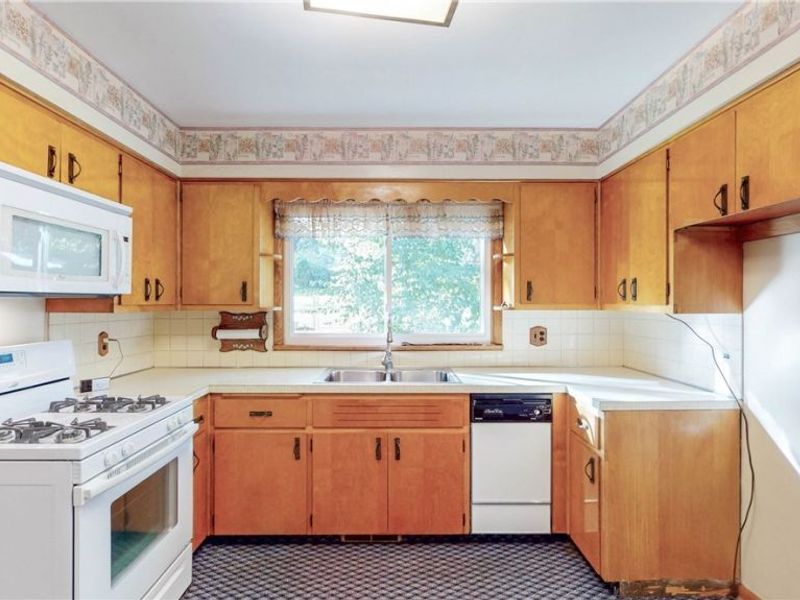 1200 Doralee Drive, Mogadore, OH 44260 Photo 16