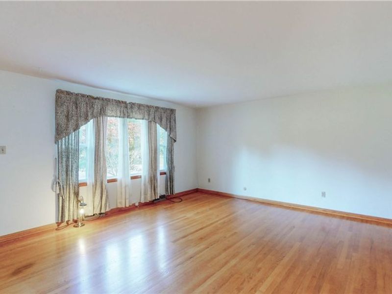 1200 Doralee Drive, Mogadore, OH 44260 Photo 9