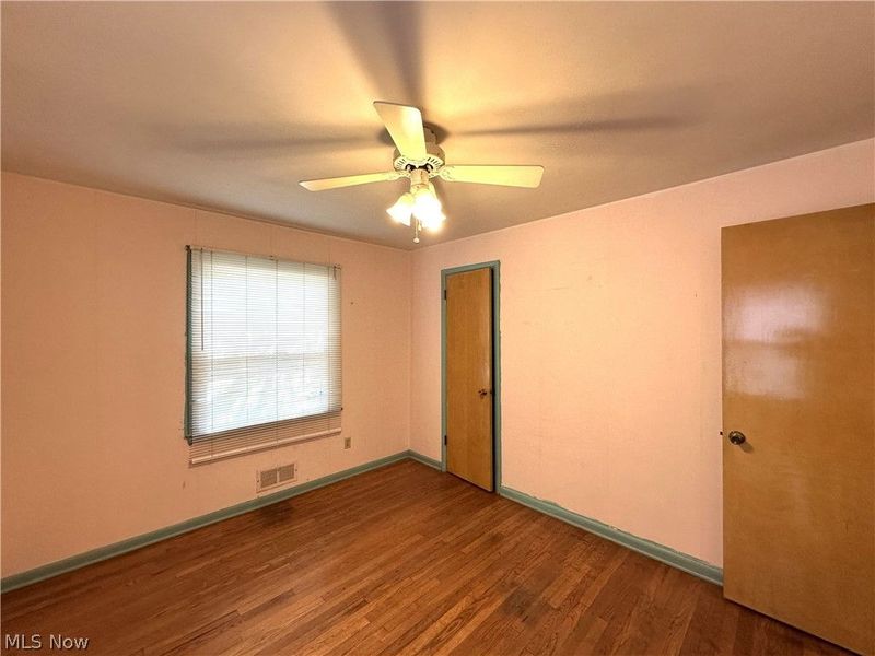 11909 Mccracken Road, Garfield Heights, OH 44125 Photo 10