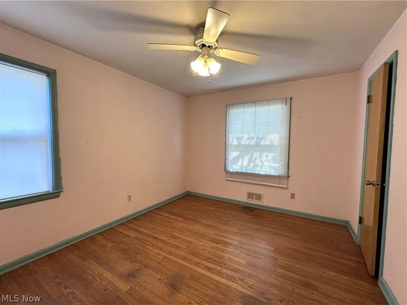 11909 Mccracken Road, Garfield Heights, OH 44125 Photo 9