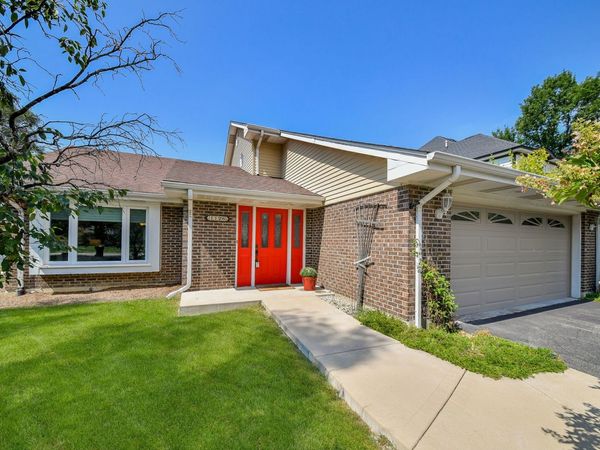 1126 S Edgewood Avenue, Lombard, IL 60148