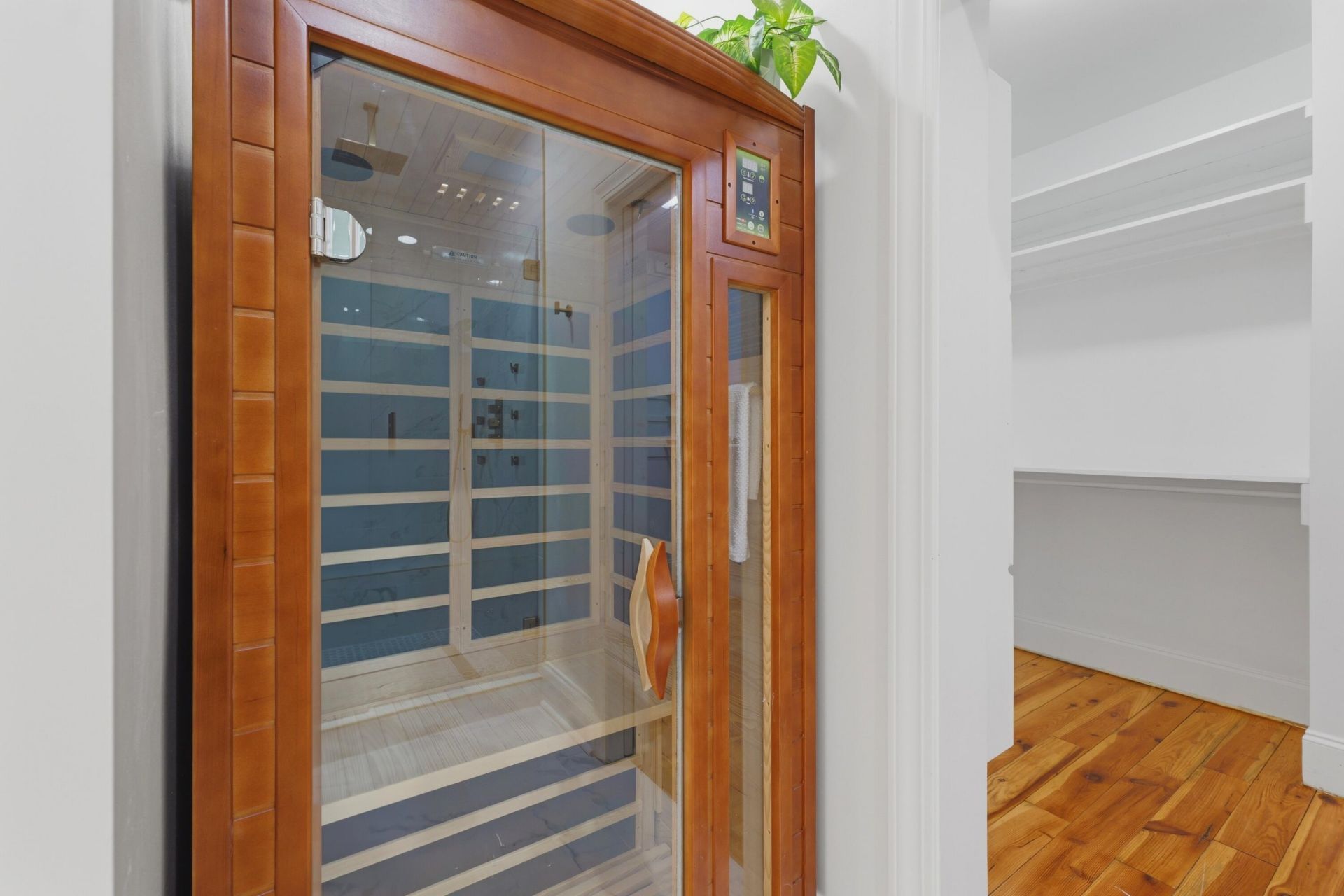 206 Clifton Street Photo 29