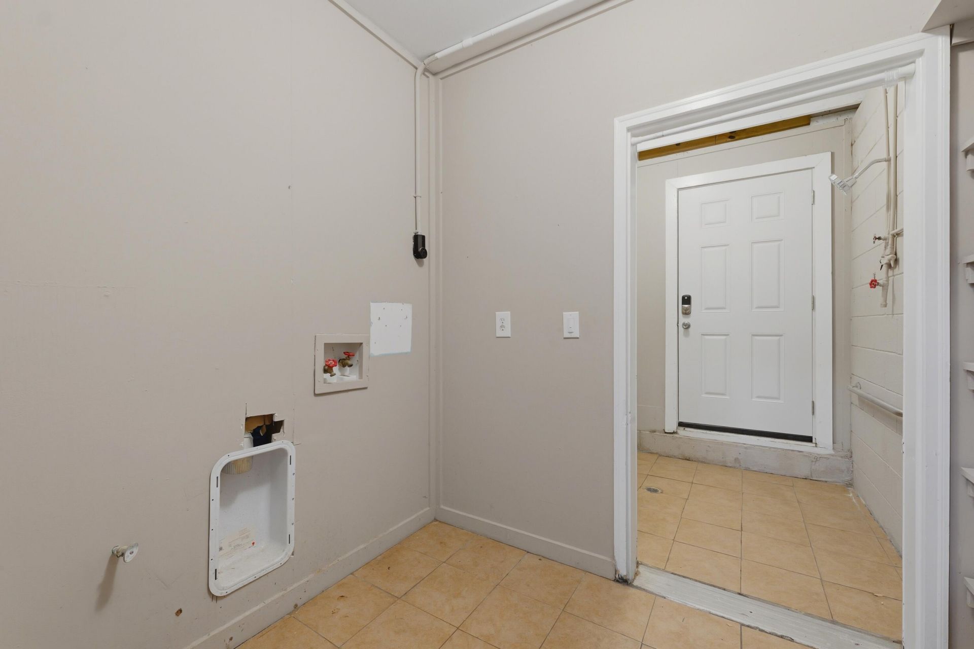 206 Clifton Street Photo 64