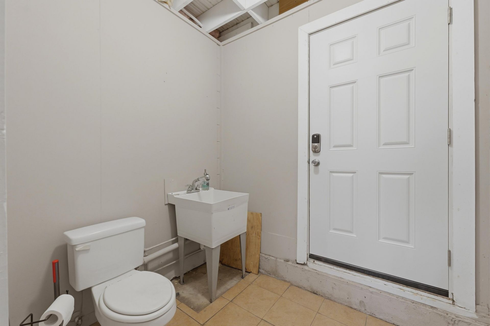 206 Clifton Street Photo 65