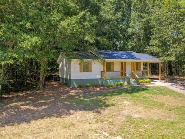 131 Hummingbird Lane SE, Calhoun, GA 30701