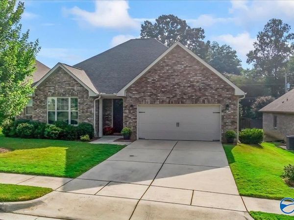1474 Stonewater Drive NE, Cullman, AL 35055