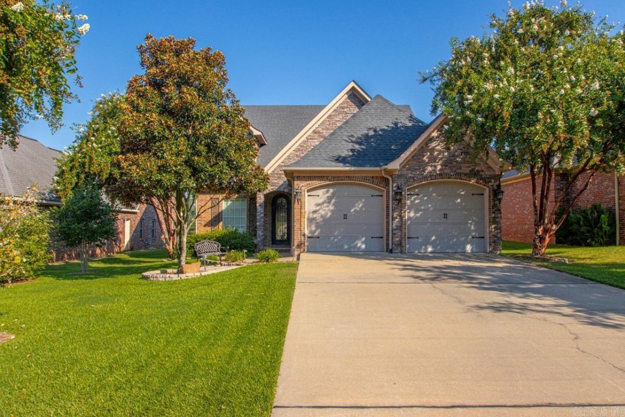 7017 Worth Avenue Benton, AR 72019