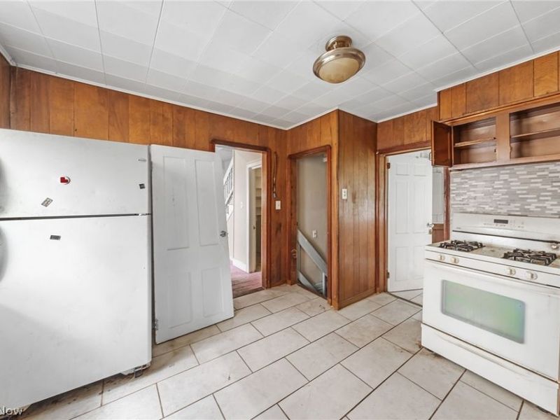 3273 W 44th Street, Cleveland, OH 44109 Photo 14