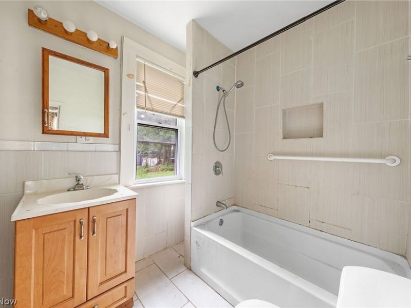 3273 W 44th Street, Cleveland, OH 44109 Photo 17