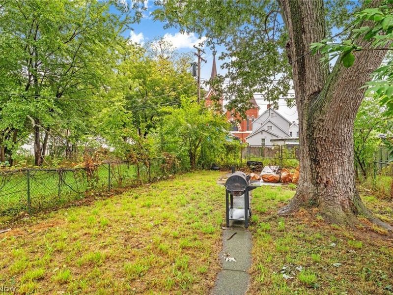 3273 W 44th Street, Cleveland, OH 44109 Photo 4