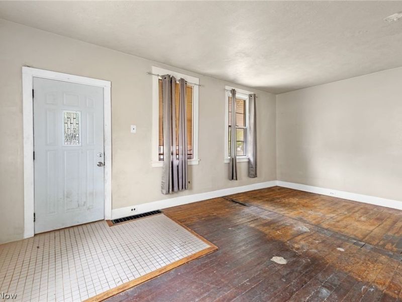 3273 W 44th Street, Cleveland, OH 44109 Photo 8