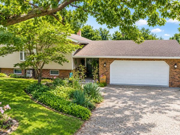 6559 Lake Road, Hopedale, IL 61747