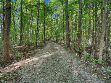 7090 Nichols Lane, Johnstown, OH 43031