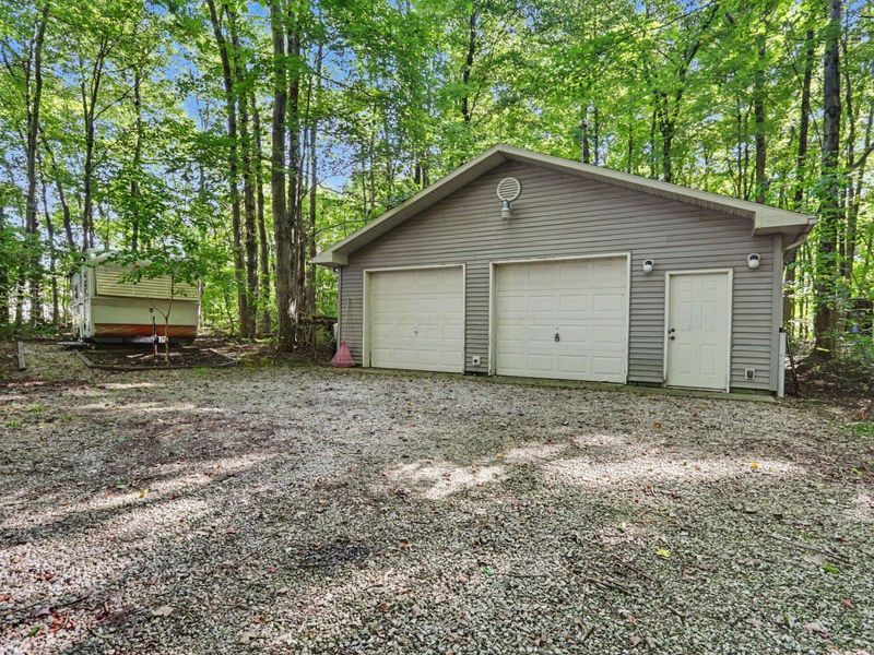 7090 Nichols Lane, Johnstown, OH 43031 Photo 4