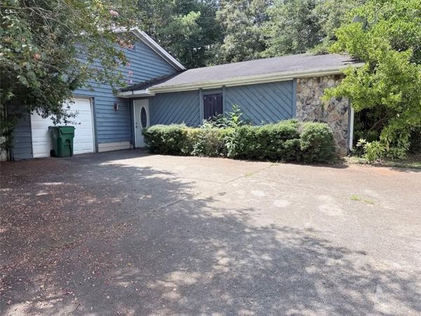 1839 Quailwood Drive , Stone Mountain, GA 30088