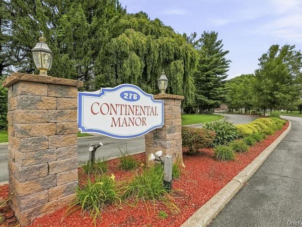 276 Temple Hill Road, Unit 207, New Windsor, NY 12553