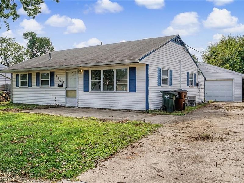 2260 N Aragon Avenue, Dayton, OH 45420 Photo 2