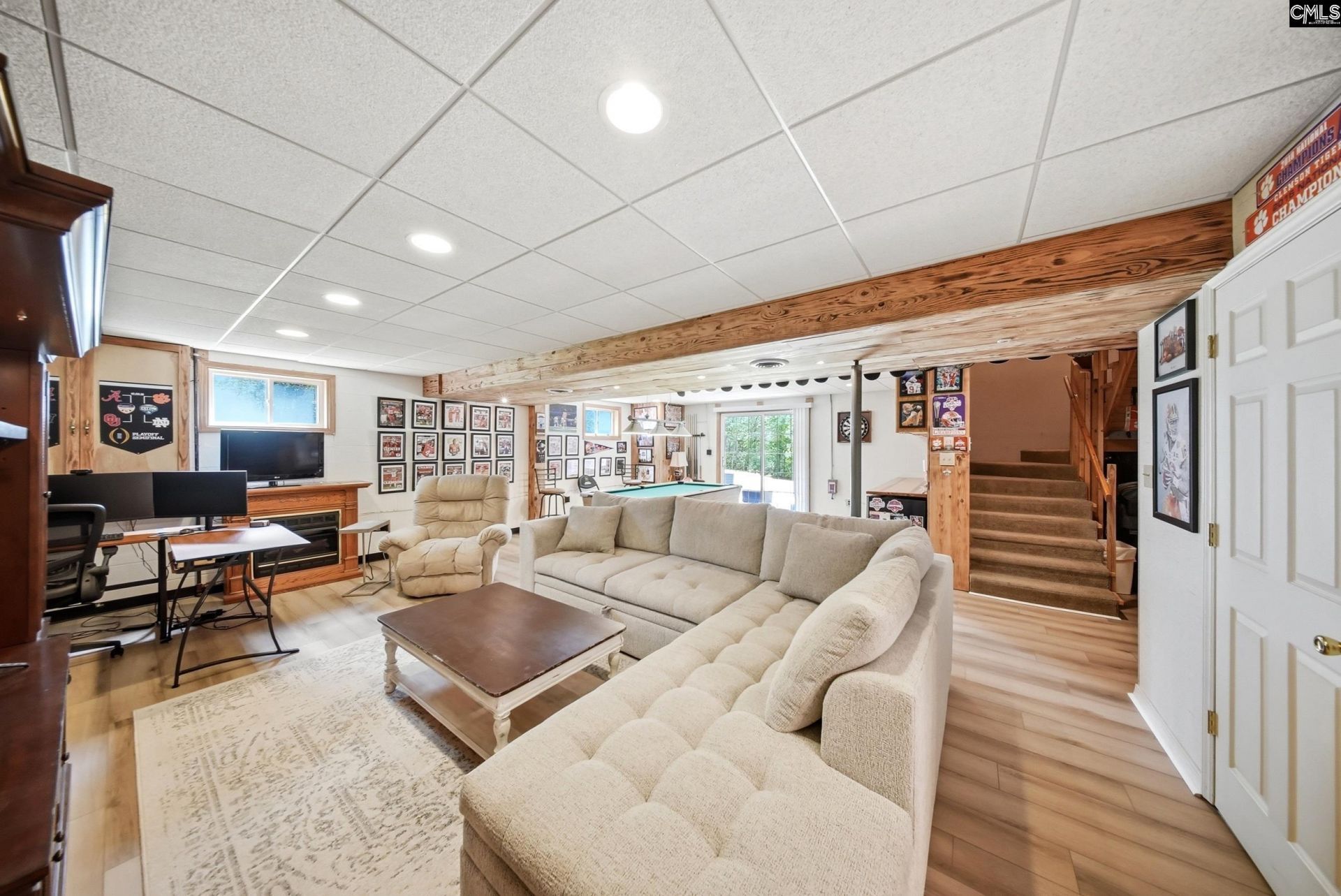 119 Derrick Drive Photo 39