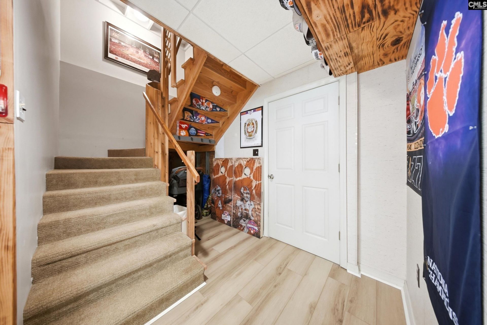 119 Derrick Drive Photo 42